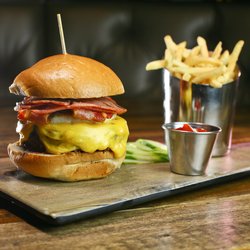 Breakfast Burger.jpg