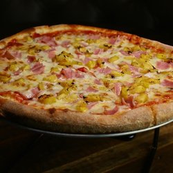 Hawaii Five-O Pizza 2.jpg