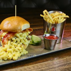 macncheese burger